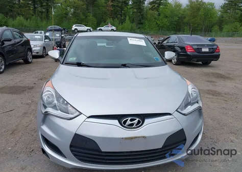 2016 Hyundai Veloster из США, поврежденный, VIN KMHTC6AD2GU277109
